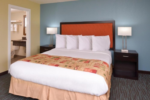 Bay View Inn - Morro Bay image 20