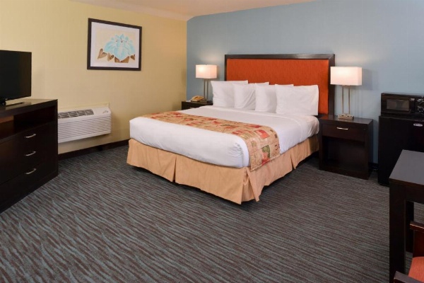 Bay View Inn - Morro Bay image 9